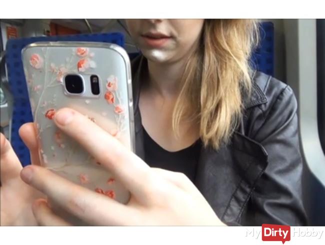 Public-Spermawalk mitten in der S-Bahn!