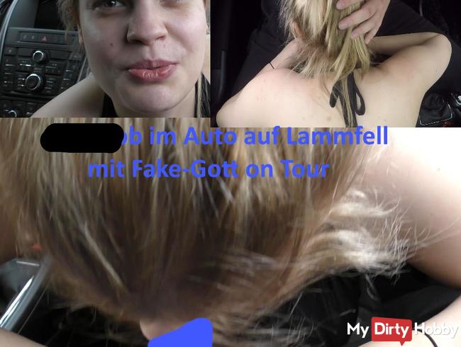 Blowjob im Auto auf Lammfellen mit Fake-Gott