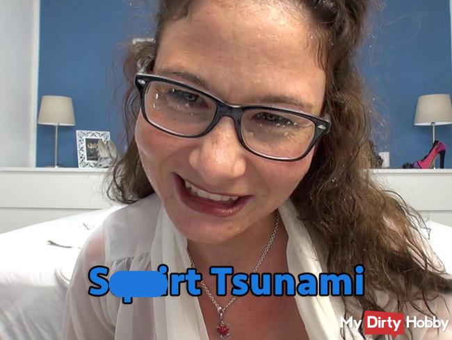 Squirt Tsunami