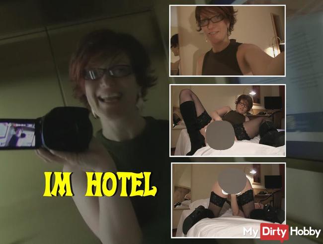 Frivol und nuttig im Hotel - Dirtytalk