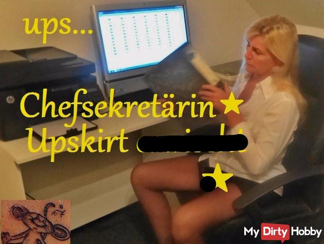Upskirt Sekretärin